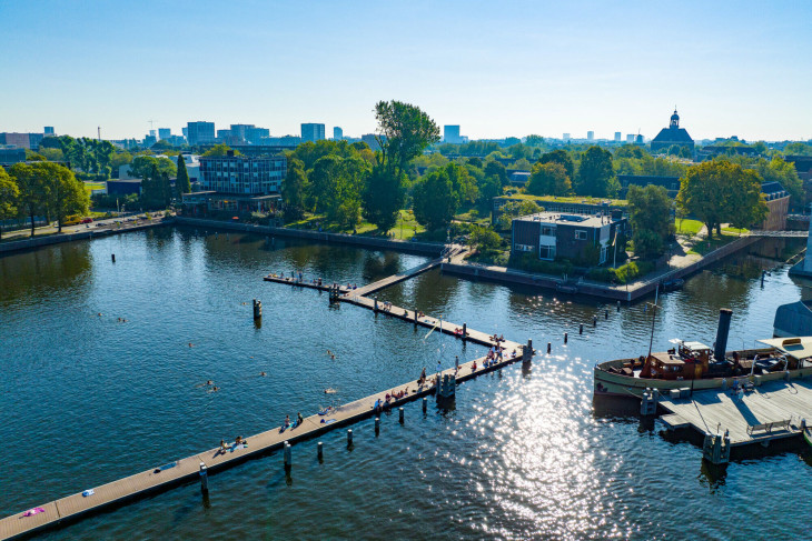 Amszterdam, a Marineterrein strand