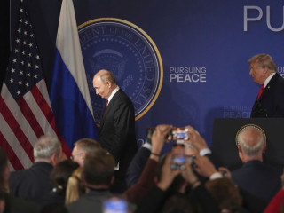 Putyin örülhetett a diplomáciai találkozónak, Trump előzetesen nagyokat mondott, de semmit sem kapott