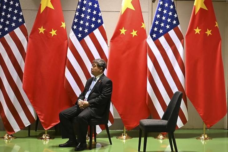 Lassan vége a vámháborúnak: békül Amerika és Kína 