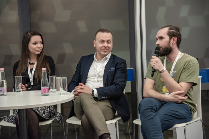 Hegedűs Kristófék (a kép jobb oldalán) idén szintet lépnének a faöntözési projektükkel