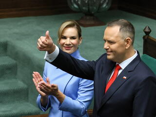 Dacol a lengyel elnök: nem váltja le az Országos Rádió- és Televíziótanácsot