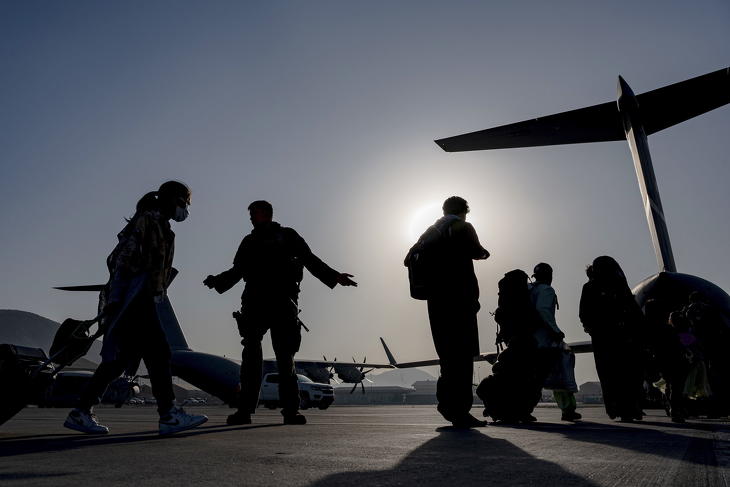 Az EU 24 milliárd forintnyi segélyt küld Afganisztánba