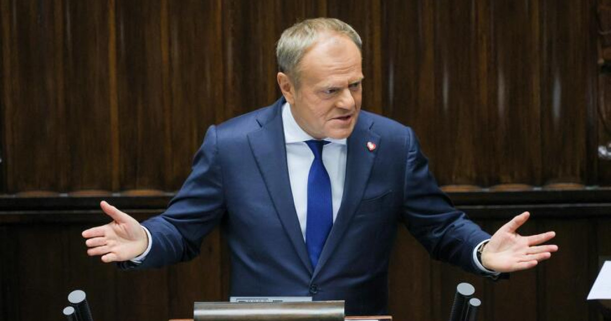 Csípős megjegyzést tett Donald Tusk a budapesti csúcstalálkozó ötletére