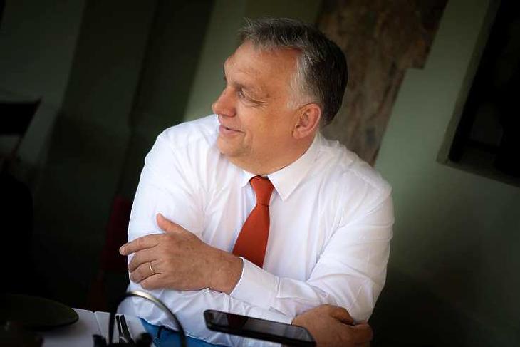 Itt a rendelet, ötmillió beoltott után így nyit az ország
