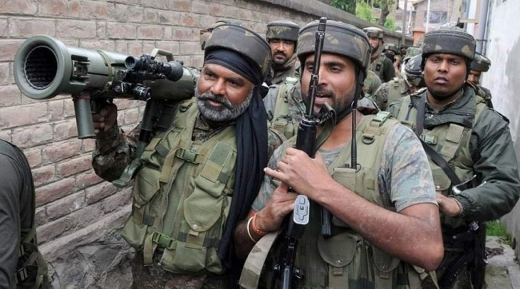 Az indiai katonák már régóta használják a svéd terméket. Fotó: Umar Ganie The News Flicker