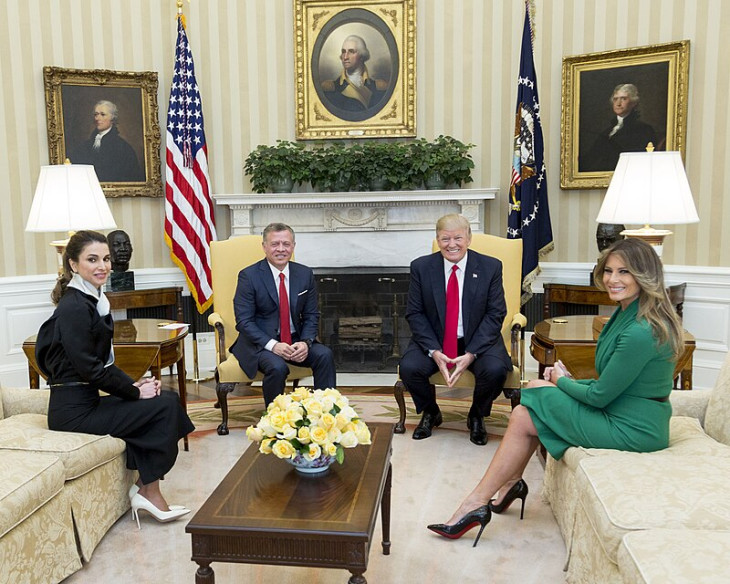 II. Abdullah jordán király 2017-es látogatásán Donald Trump akkori elnöknél