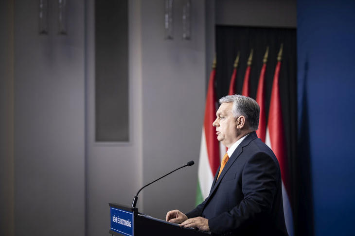 Orbán Viktor miniszterelnök nemzetközi sajtótájékoztatón beszélt a NATO tagságunk fontosságáról. Fotó: MTI/Miniszterelnöki Sajtóiroda/Fischer Zoltán 