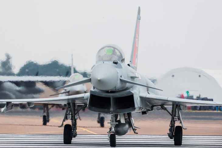 Az Angol Királyi Légierő Typhoon típusú vadászgépe. Fotó: Depositphotos