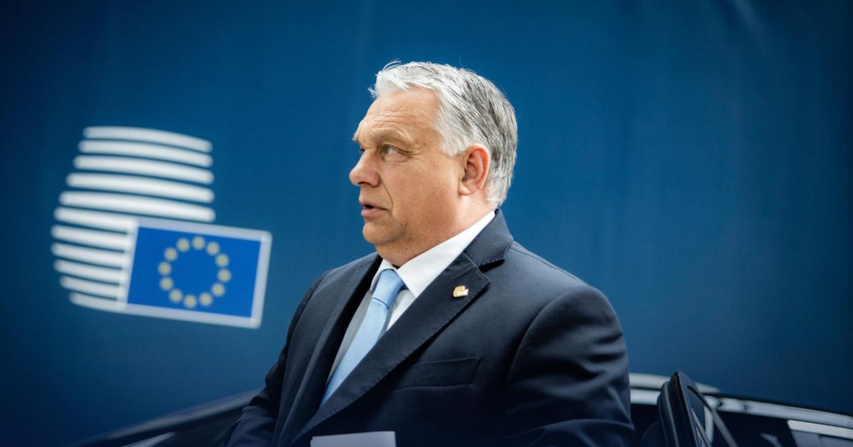 Orbán Viktor megmagyarázta, miért dadogott Brüsszelben