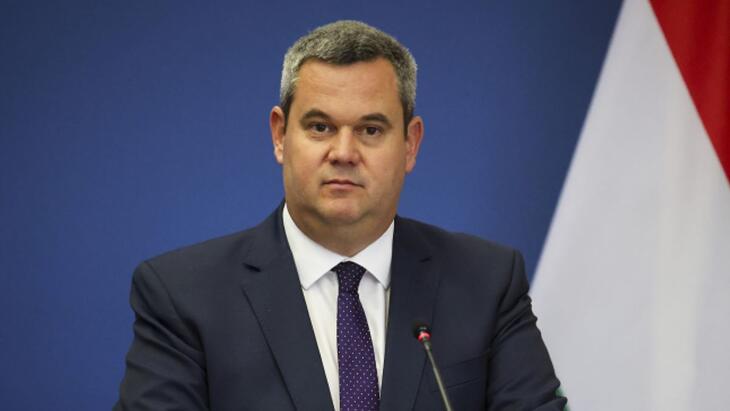  Balatonakalin vett lakást Takács Péter