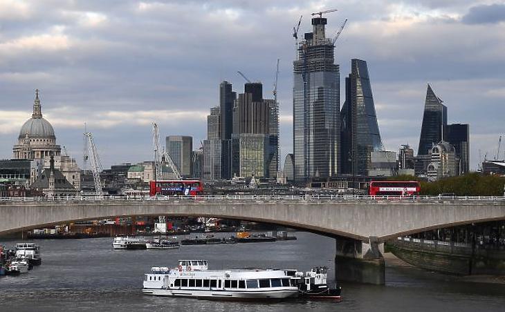 Brexit: százezer magyar lélegezhet fel - vagy sokkal több