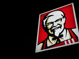 Mi bajuk van Pakisztánban a KFC éttermekkel? Már egy halott is van