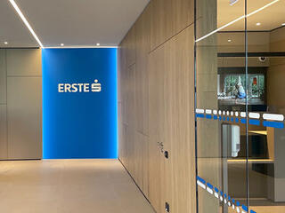 Tízezer milliárd forint felett van az Erste által kezelt ügyfélvagyon