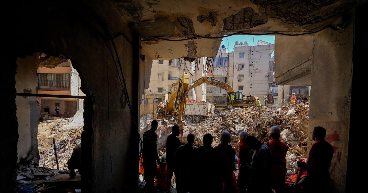 Szijjártó Péter: Az ukrán helyett a libanoni hadsereget támogatjuk az Európai Békekeretből