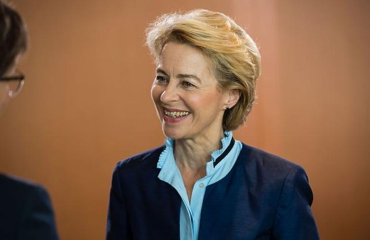 Megválasztották Ursula von der Leyent az Európai Bizottság elnökének