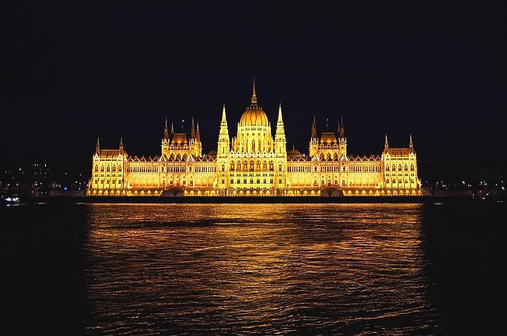 Hamarosan hozzád is befut egy levél: nagy döntés előtt állsz