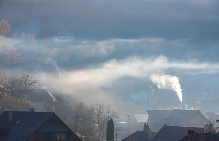 Lengyelországban volt politikai akarat az egészségkárosító fűtés betiltására