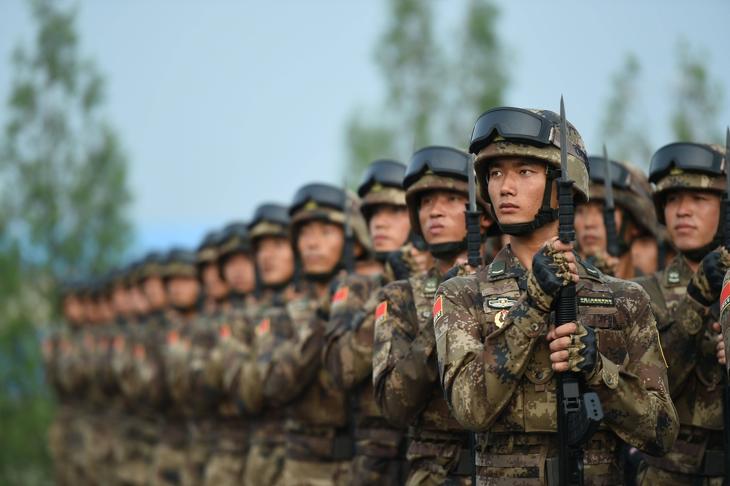 A Kínai Népi Felszabadító Hadsereg katonái egy korábbi gyakorlaton. Fotó: Depositphotos.com