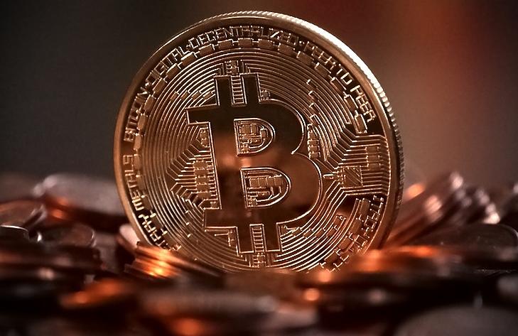 Nyilatkozott a mufti a bitcoinról, Trump felcsipogta a tőzsdéket