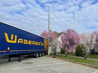 A Waberer’s Csoport buszüzemeltető cégbe száll be