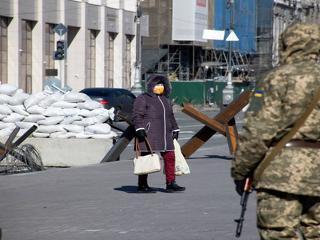 Kijev felkészült az orosz ostromra: hetekig jut elég élelem