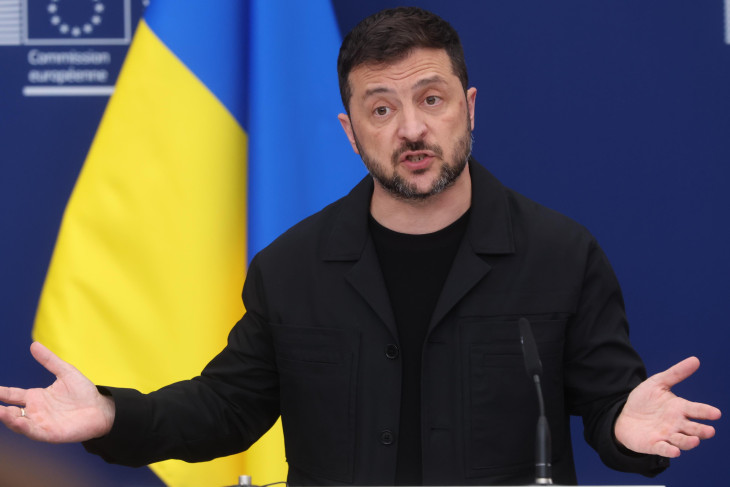 Egyre szűkebb a mozgástere Zelenszkijnek