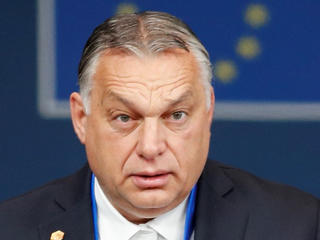A nap képe: meggyötört arccal érkezett Orbán Viktor az EU-csúcsra