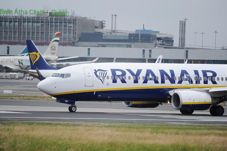 Eleget packáztak a magyar utasokkal: eljárás indul a Ryanair ellen