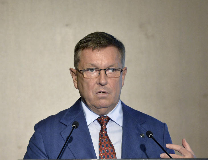 Vagyonkezelőt bírságoltak Matolcsy Györgyék