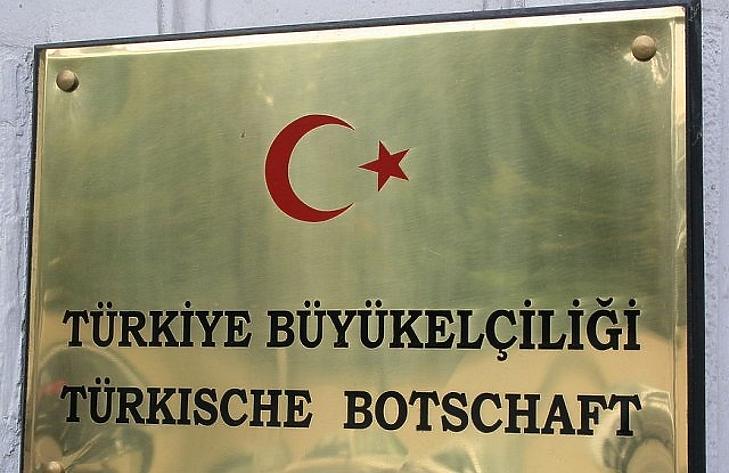 Trump beszólt Erdogannak, lángolt Katalónia – erre a tőzsdék emelkednek