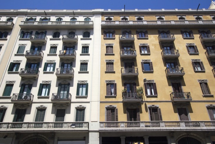 A barcelonai lakások felújításához is lehet uniós pénzt szerezni. Fotó: Depositphotos