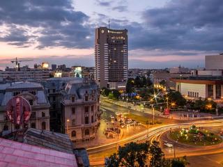 Bukarestben második napja alig lehet közlekedni 
