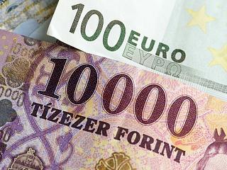 A 400-as határral küzd az euró/forint, jókora örömet okoztak Európának az oroszok