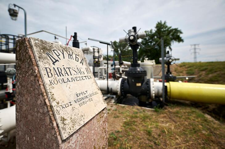 Elhalasztja az orosz olaj tilalmáról szóló rendelet bemutatását az Európai Unió