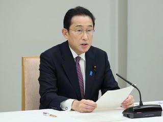 Demográfiai fordulatot akar a japán miniszterelnök