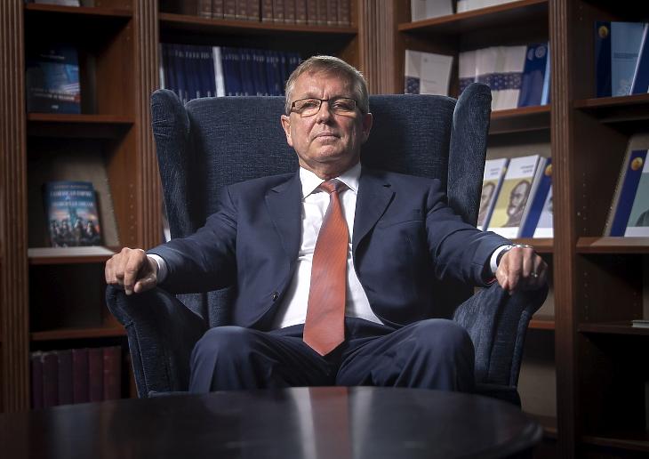 Matolcsy György, a Magyar Nemzeti Bank (MNB) elnöke a jegybank épületében 2020. április 16-án. MTI/Szigetváry Zsolt