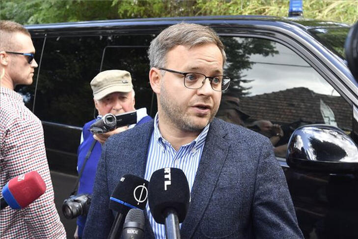 Itt egy újabb részlet Orbán Viktor politikai igazgatójának botrányából