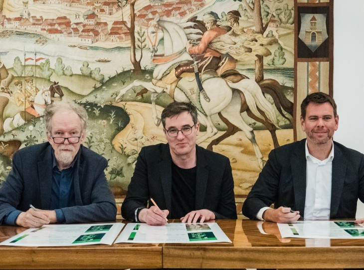 Erő Zoltán, Budapest főépítésze, Karácsony Gergely főpolgármesterés Vitézy Dávid, a tervpályázat zsűrijének társelnöke
