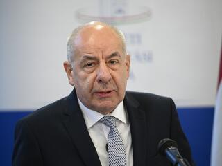 Sulyok Tamás meghajolt a népakarat előtt