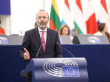 „Elegünk van Orbán Viktorból” – kiakadt Manfred Weber