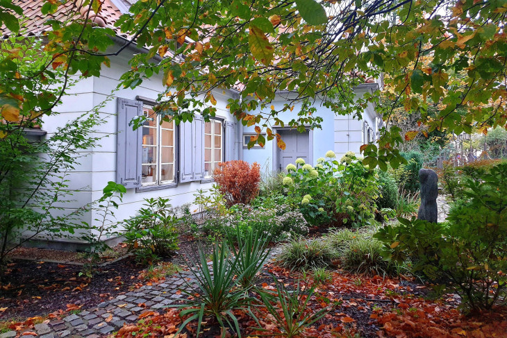 Gdyniai kávézó őszi színekben