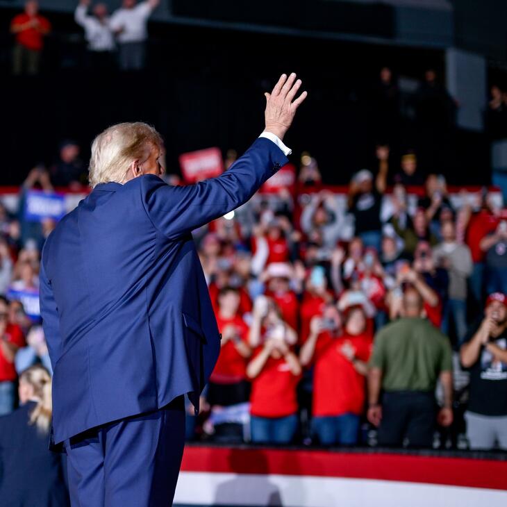 Ezen áll vagy bukik Trump pekingi látogatásának sikere