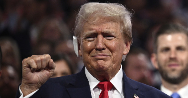 Donald Trump erőt merít az ellene elkövetett sikertelen merényletből