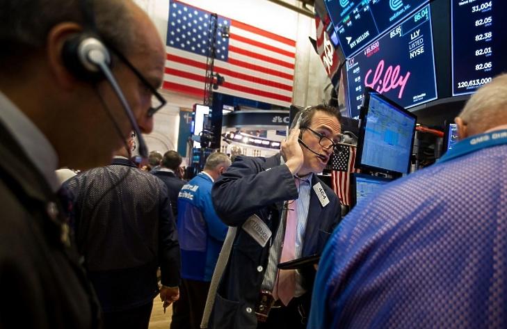 Totális pánik a tőzsdéken