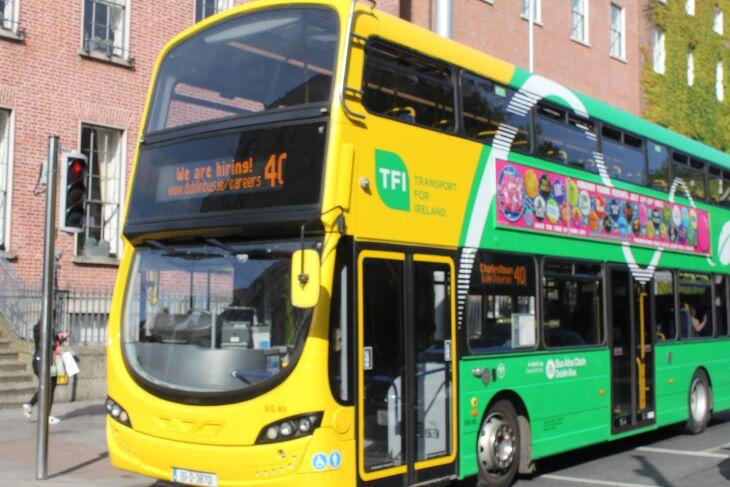 Káoszt okoztak az üzemanyagárak miatt tüntetők – öt nap után lépett az ír rendőrség