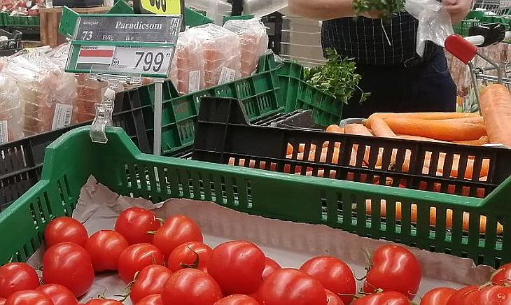 Nem ezt várták: visszaesett a magyar élelmiszerek aránya a boltokban