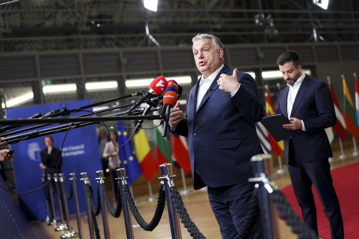 Orbán Viktor válaszol kérdésekre a brüsszeli uniós csúcs után
