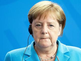 Rejtélyes rohamok: miért remeg a német kancellár?