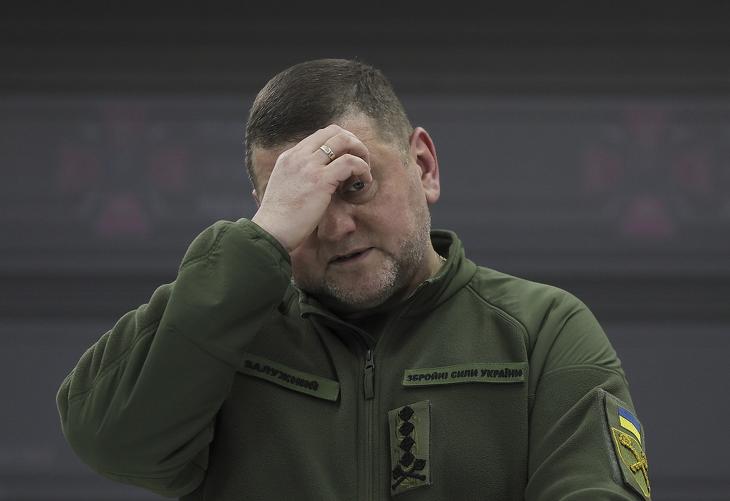 Hullhatnak a fejek Kijevben, nagy bejelentésre készül Zelenszkij