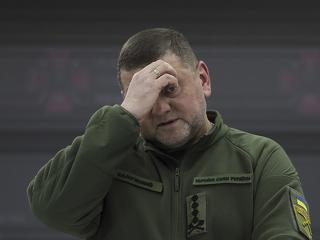 Hullhatnak a fejek Kijevben, nagy bejelentésre készül Zelenszkij